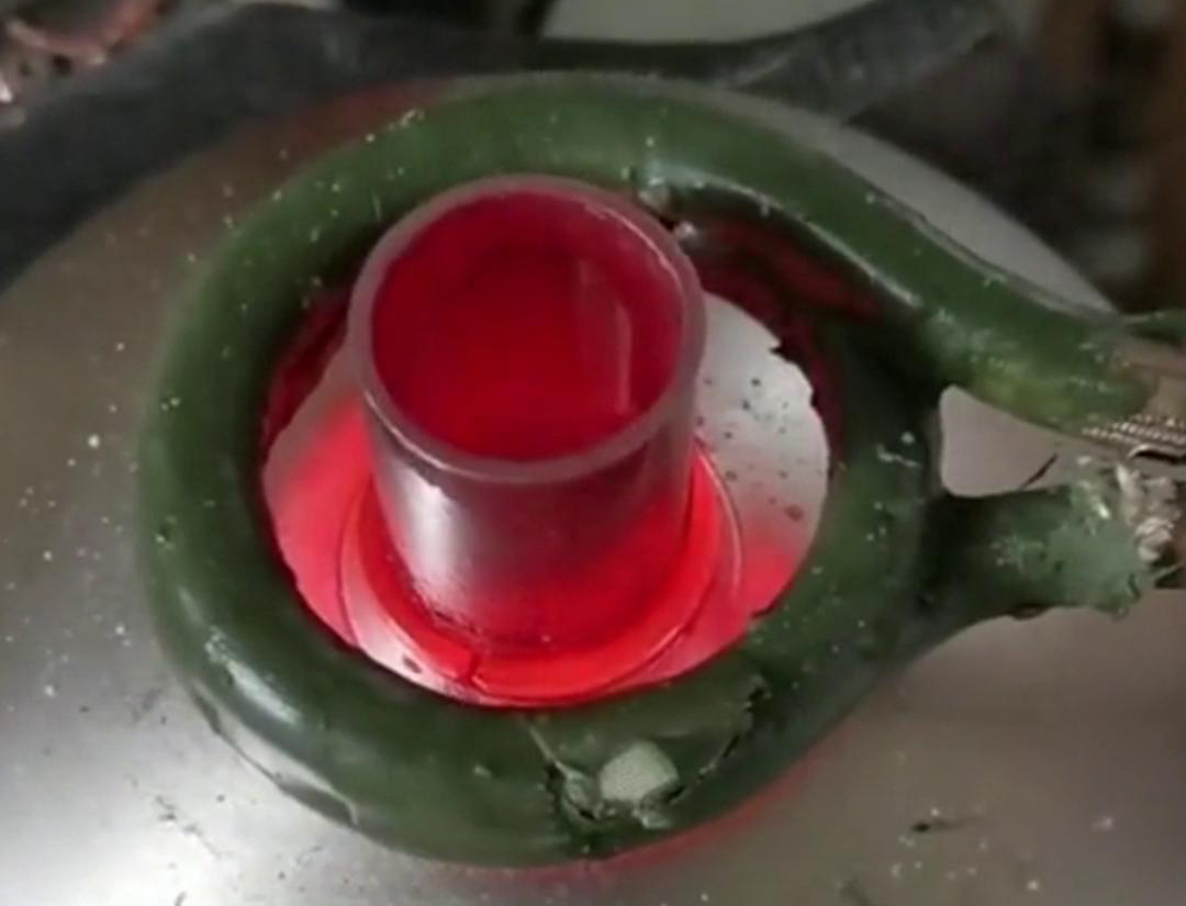 高頻焊機，不單純只是焊接銅管鋁管，還可以焊接不銹鋼鐵更各類異種金屬釬焊